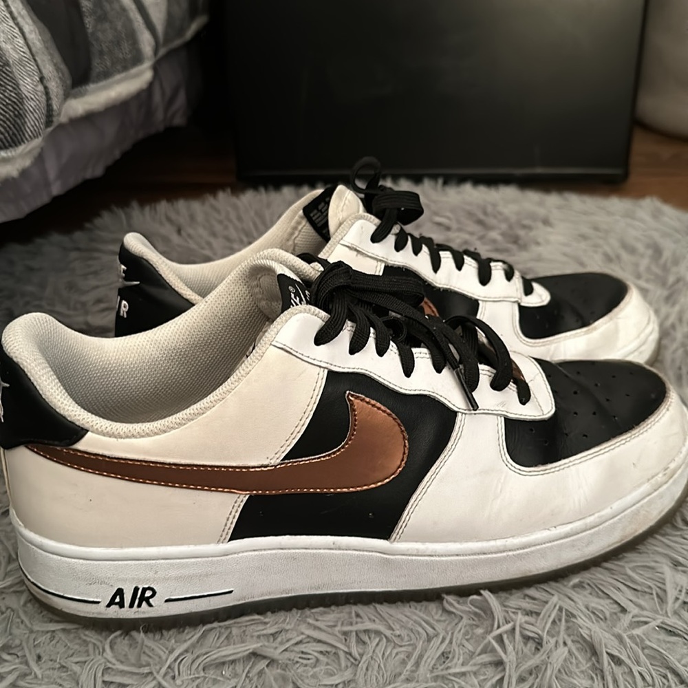 Nike Air Force 1